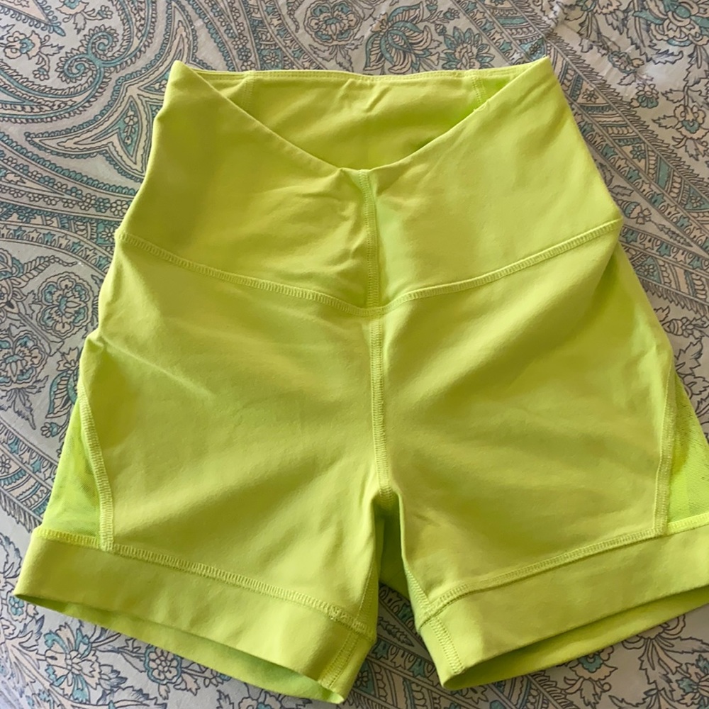 Karma shorts size xs
